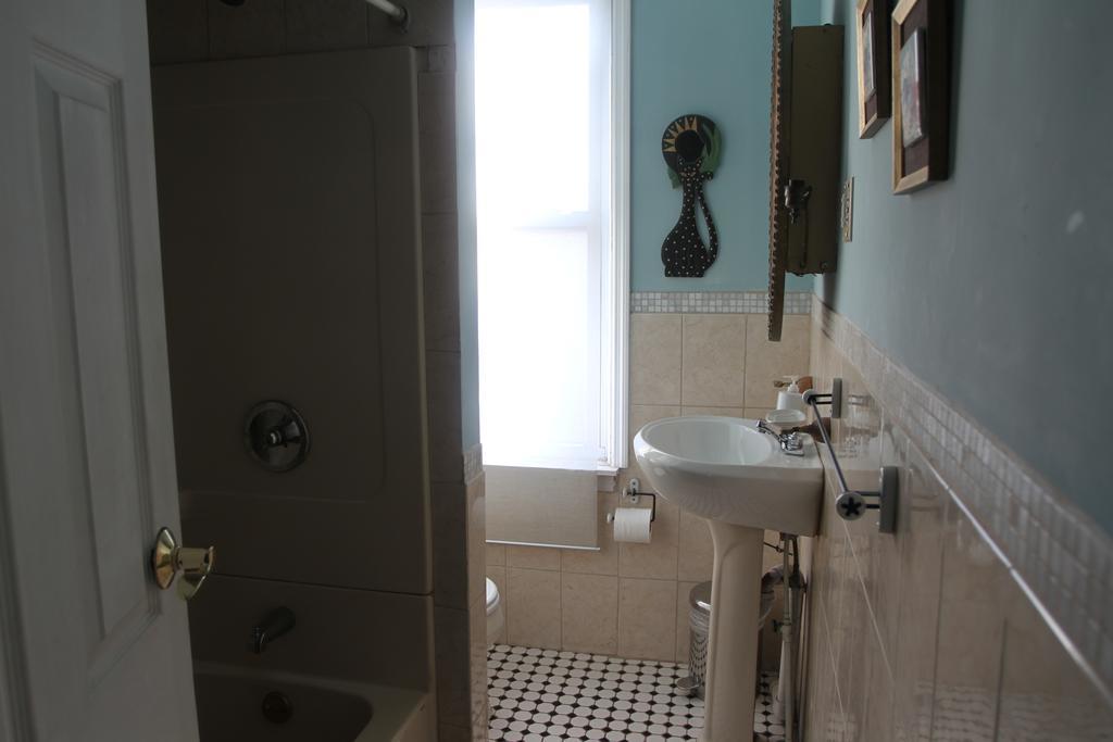 نيوآرك New York Homestay الغرفة الصورة